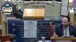 הרב אליהו פנחסי | הכשרת כלים לפסח | יזדים (בית הכנסת מוסאיוף) - התמונה מוצגת ישירות מתוך אתר האינטרנט יוטיוב. זכויות היוצרים בתמונה שייכות ליוצרה. קישור קרדיט למקור התוכן נמצא בתוך דף הסרטון