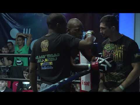 EXTREME FIGHT | Emerson Bolota vs Mario Nikito