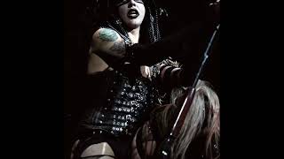 Marilyn Manson - Cupid Carries A Gun