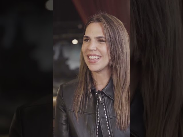 Vídeo relacionado con Todo vuelve (Todo arde 2) (Universo Reina Roja)