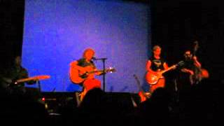 Kristin Hersh &amp; Tanya Donelly - &#39;Honeychain&#39; (PART 1)