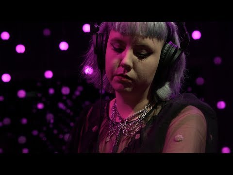 Kælan Mikla - Hvernig kemst ég upp? (Live on KEXP)