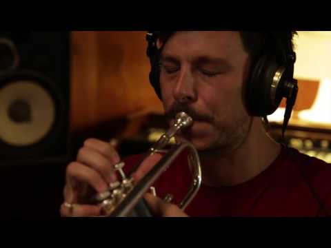 Aquaserge - Les Plus Beaux Jours (avec Eddy Crampes) (Official Video)