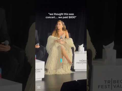 Miley Cyrus Heckled at NYC Tribeca Film Festival by Fans 😳🎤