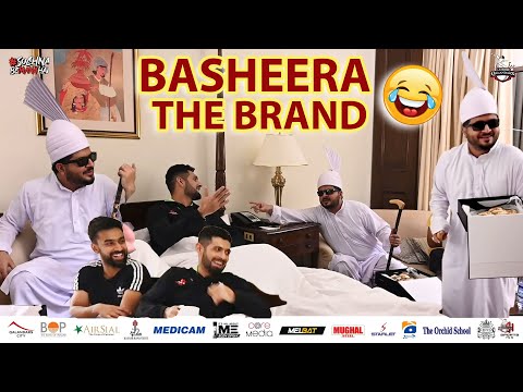 Basheera Welcome Players in Lahore by Presenting Nankhatai | HBL PSL 2023 | 🤣🤣