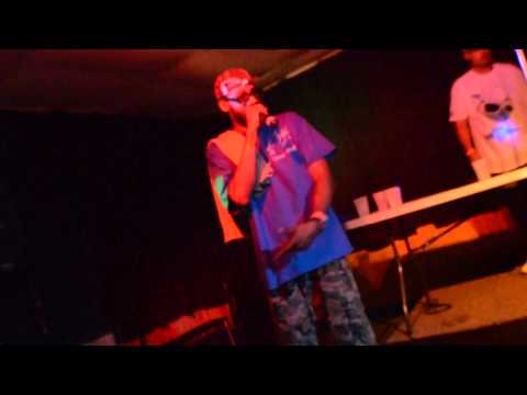 Crotona-P performs PASS DA SKY w/Populah da Man and Fly Ty(Rockboy Gz) @AARP album release party