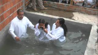 preview picture of video 'o meu batismo em jaguarari/BA'