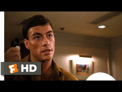 Bloodsport (6/9) Movie CLIP - A Quarter Trick (1988) HD