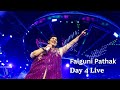 Falguni Pathak S Navratri Utsav 2025 Day 04 Jio World Conventional Centre Mumbai