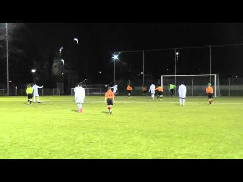 1 dec 2015 Zeeburgia C2 zon - VV De Meern C2 oefenw 3-2 Doelpunt Zeeburgia (1-0)