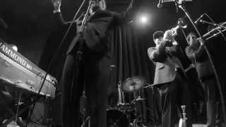 Nooky Jones - Hello (Live at The Icehouse, Minneapolis, MN)