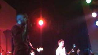 08 Head Automatica - At The Speed Of A Yellow Bullet - Live