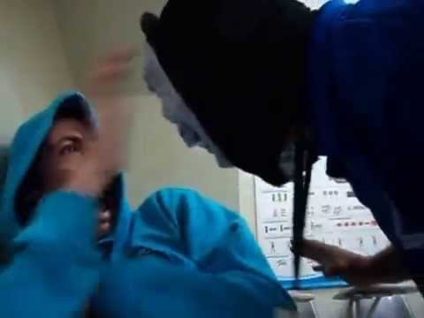 SUSTO NA AUTOESCOLA OBJETIVA.