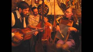 Hillfolk Noir -  Cluck Old Hen -  Songs From The Shed