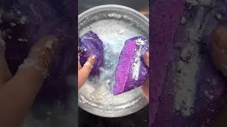 Download lagu Chalk heart water crush #oddlysatisfying #asmr #asmrcommunity #gymchalk #satisfying #shorts mp3