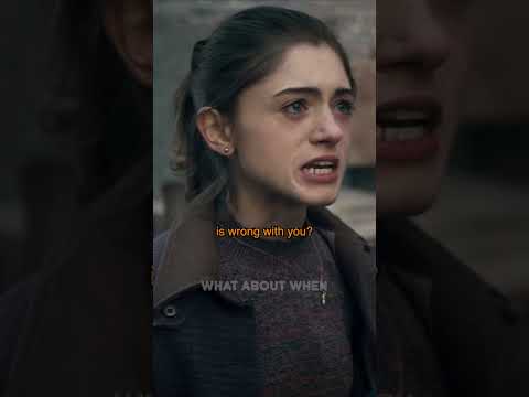 Nancy slaps Steve after finding out he has been spreading rumours about her. S1E6 Stranger Things