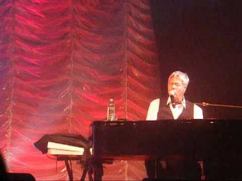 Claudio Baglioni con Panariello - 2 parte.flv