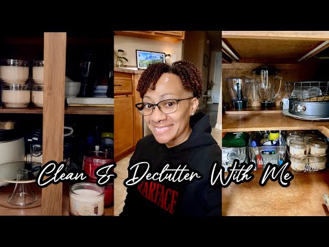 CLEAN & DECLUTTER WITH ME | ORGANIZING MY MESSY KITCHEN CABINET | CLEANING MOTIVATION