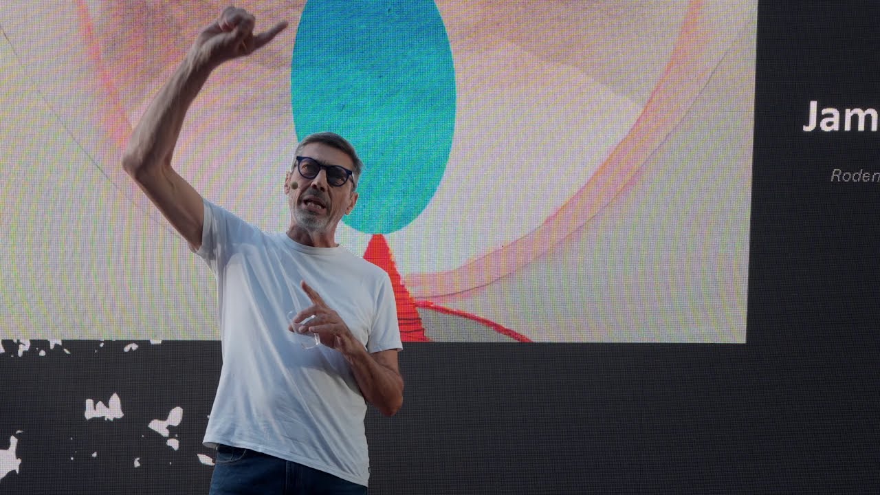 La disciplina del vuoto | Velasco Vitali | TEDxBellano