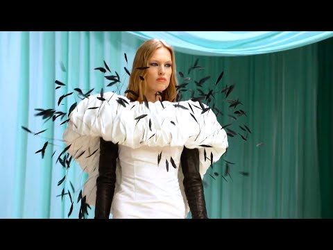 Nina Ricci | Spring Summer 2024 | Fashion Show | Paris Fashion Week