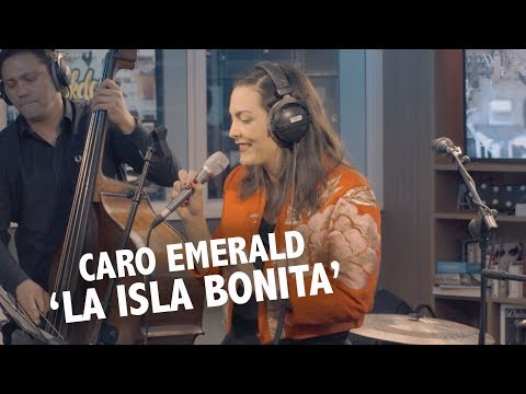 Caro Emerald - 'La Isla Bonita' (Madonna cover) live @ Ekdom In De Ochtend
