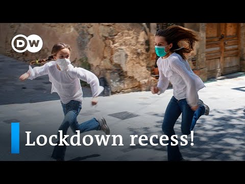 Spain lets kids out to play after 6 weeks of coronavirus lockdown | DW News