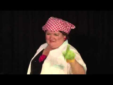 Frau Chrissie&Pianistin Staubsauger-Odyssee