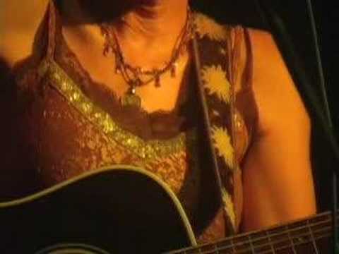 Eliza Gilkyson-Separated and Interview