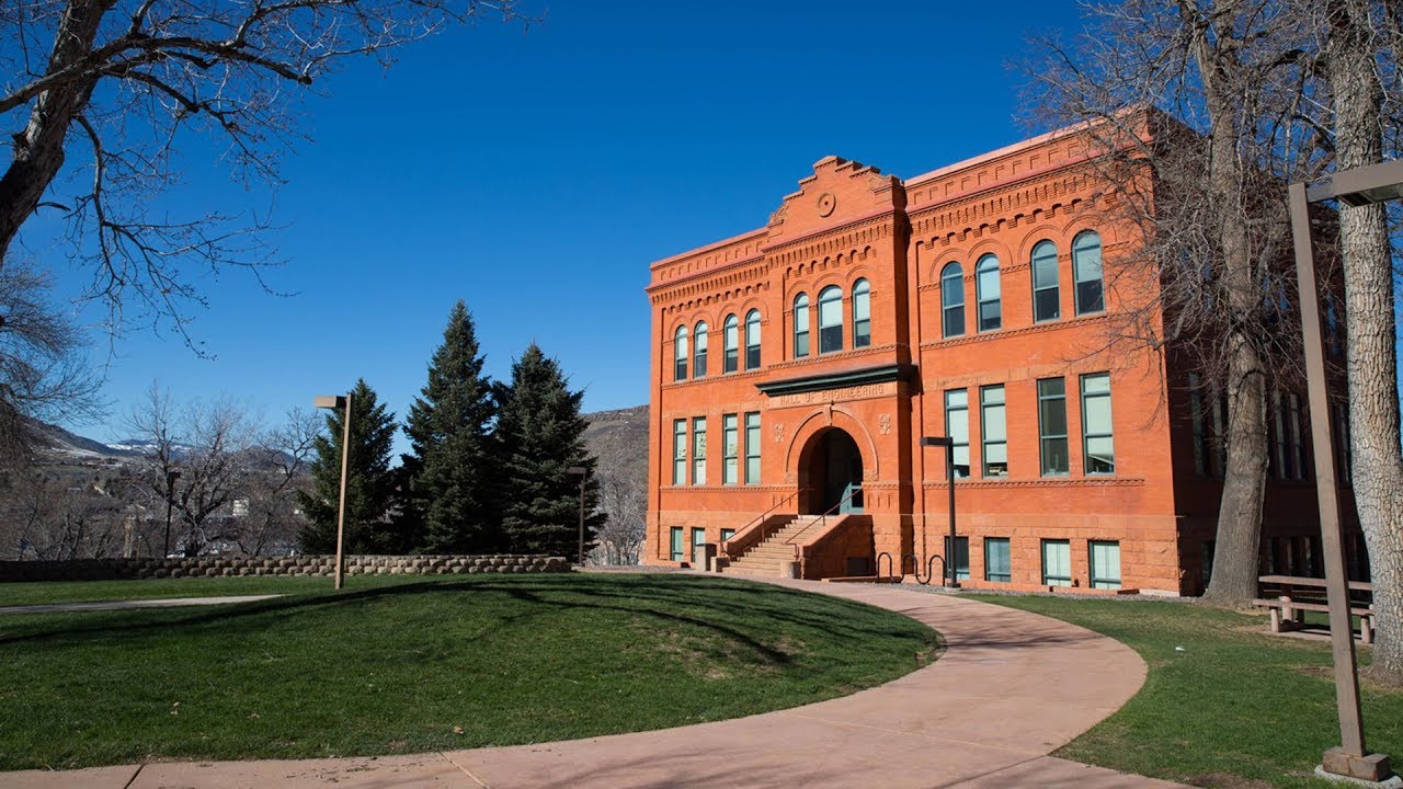 Mineral & Energy Economics at Mines