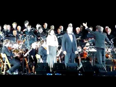 Brindisi La Traviata - Andrea Bocelli at Masada Israel