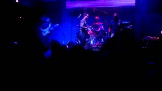 BILAL PERFORMS &quot;BUTTERFLY&quot; LIVE