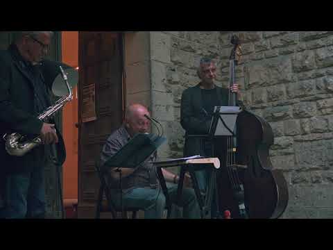 Tilman Thiemig liest aus "Ahrenshooper Narrenspiel"