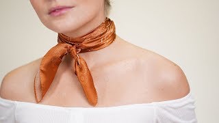 How to double wrap and tie a silk scarf / bandana around your neck -