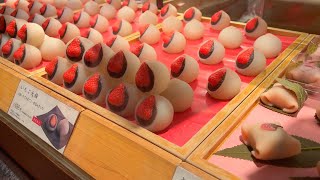 Eating the BEST Strawberry Daifuku in Ginza! 🍓🇯🇵