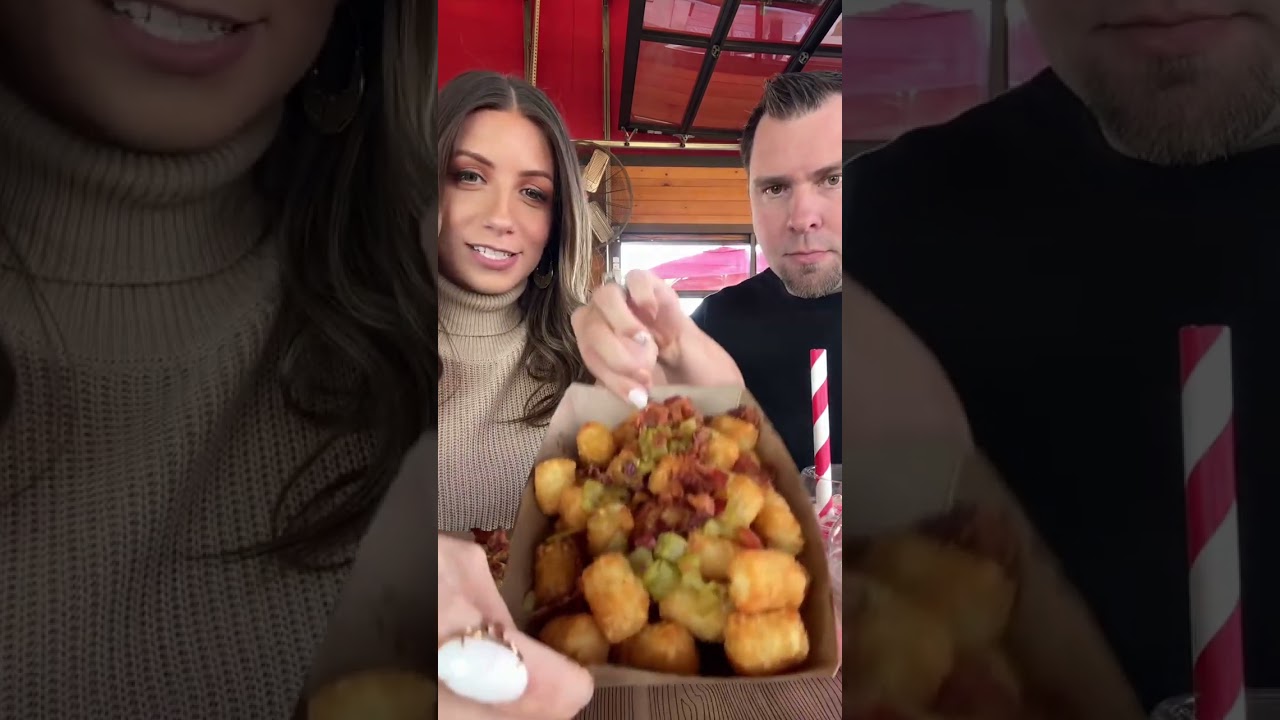 Trying the NEW fall menu at HAT CREEK BURGER CO! 🙌🥰🍂