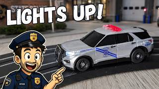 This NEW AFX Ford Explorer Police Car LIGHTS UP!