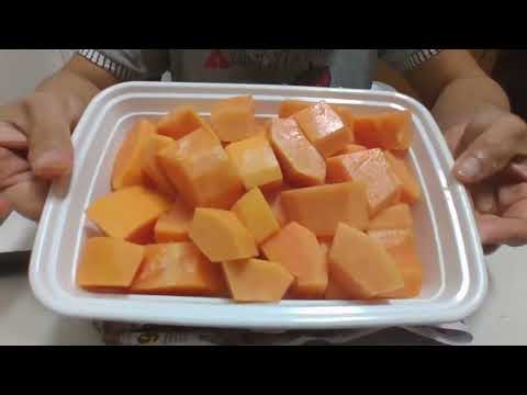 Snack, Papaya fruit, eating, Apr. 28, 2024, LIVE - Van Food & Chat | How to peel and cut a papaya