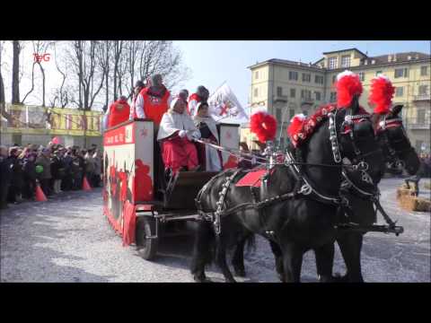 I Cavalieri Del Re carro da getto - Carnevale Ivrea 2017