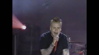 Papa Roach - "She Loves Me Not" &amp; "Life Is A Bullet", Live on Last Call with Carson Daly, 2002