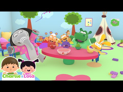 Little Cabin in the Woods 🍓 🍌  | Colors & Shapes   | Nursery Rhymes & Songs For Kids🎵 @Charlie-Lola