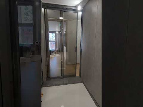 하부레일 없는. 댐퍼기능을 적용한 3연동 도어