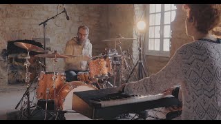 FOOLS IN LOVE - And My Heart Skipped A Beat [Official Live Video]