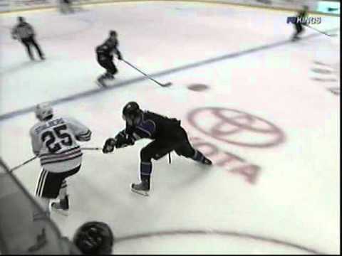 Drew Doughty nails Viktor Stalberg