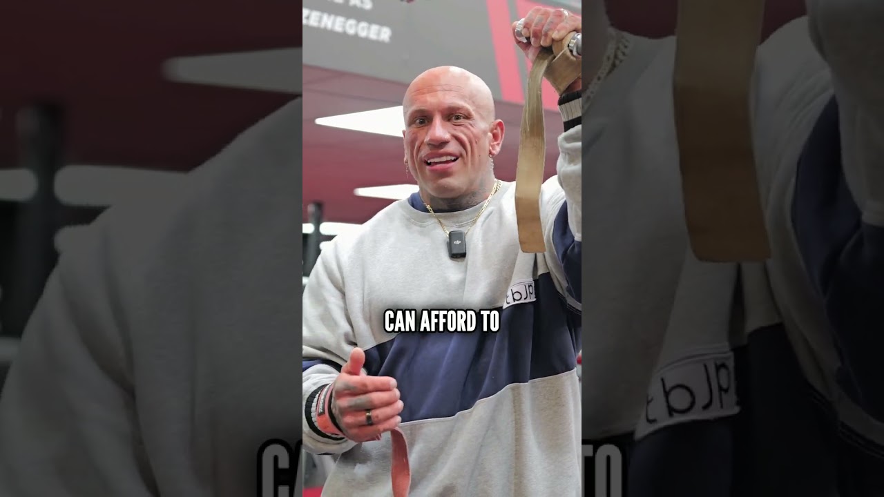 Jordan peters on back connection #motivation #bodybuilding #bts #fitness #training #tips