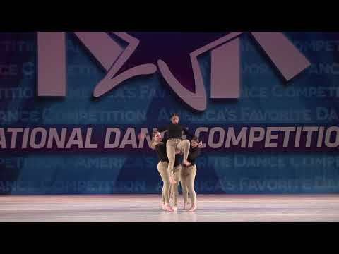Best Contemporary // ALLY - ENVISION DANCE COMPANY/CENTER STAGE DANCE ACADEMY [Chicago, IL]