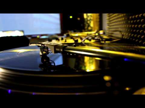 Jaska13 ft. Jumio & Riina - Hiljennetään