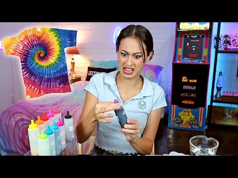 MAKING A TIE-DYE T-SHIRT FOR THE FIRST TIME! || Fan Friday