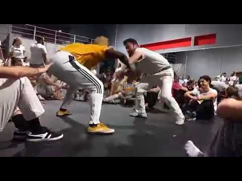 Dija e Neve jogo de angola na Grecia