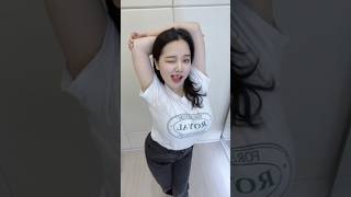 Download lagu Joget enak #tobrut #goyang #jogettiktok #cewekviraltiktok mp3