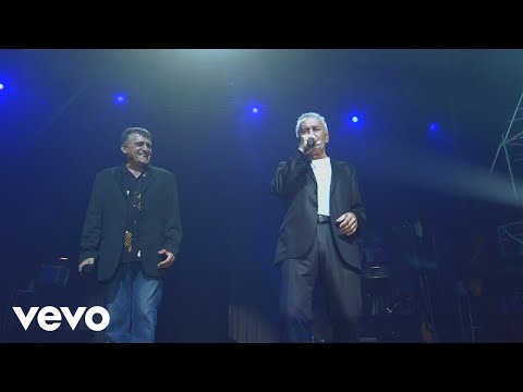 Victor Manuel con el Gran Wyoming - Déjame en Paz (En Directo)